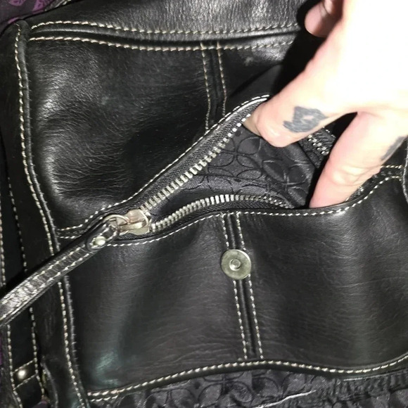 FOSSIL Womens Purse Bag Black Crossbody Travel Key Charm Leather - Picture 12 of 16